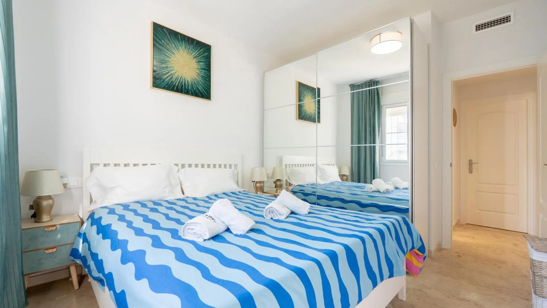 Small Oasis Manilva - Cozy Apartment